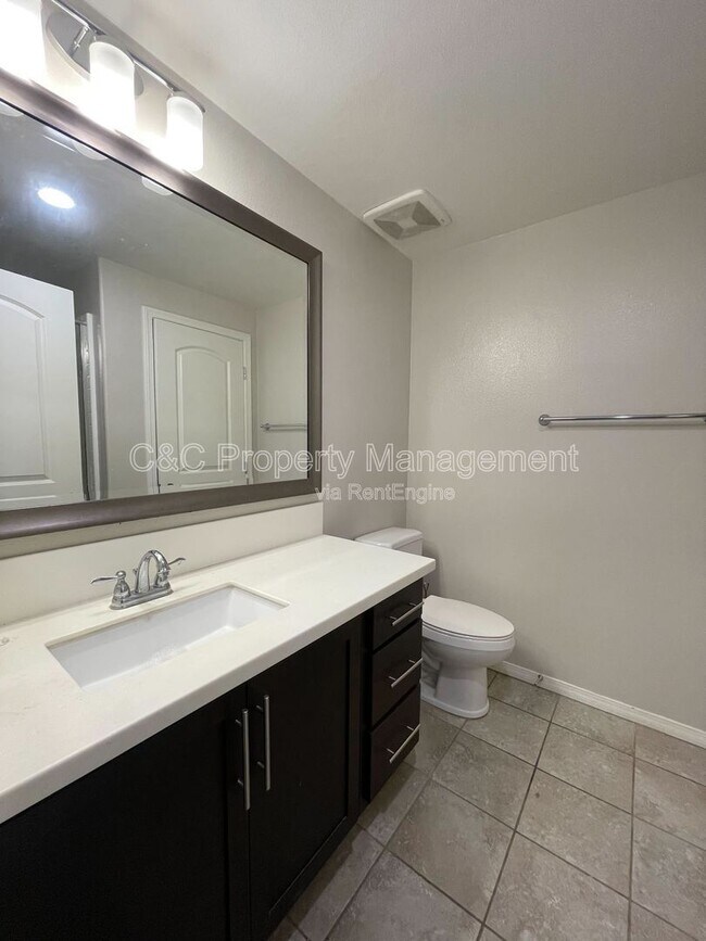 Building Photo - 4860 Ballast Ln