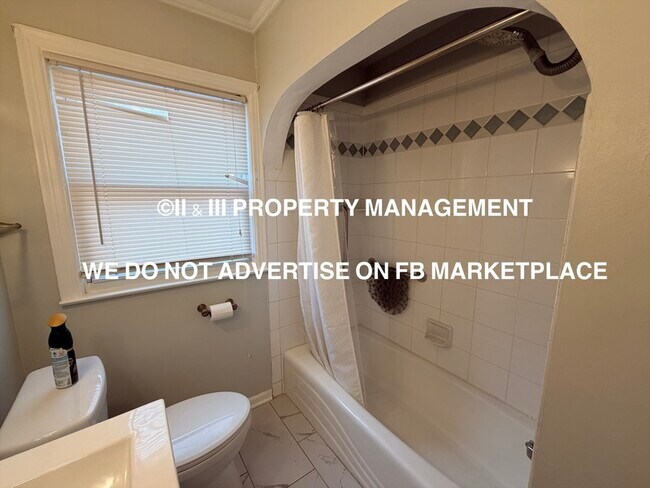 Building Photo - 5840 Floyd St