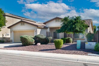 Building Photo - 42193 W Ramona St