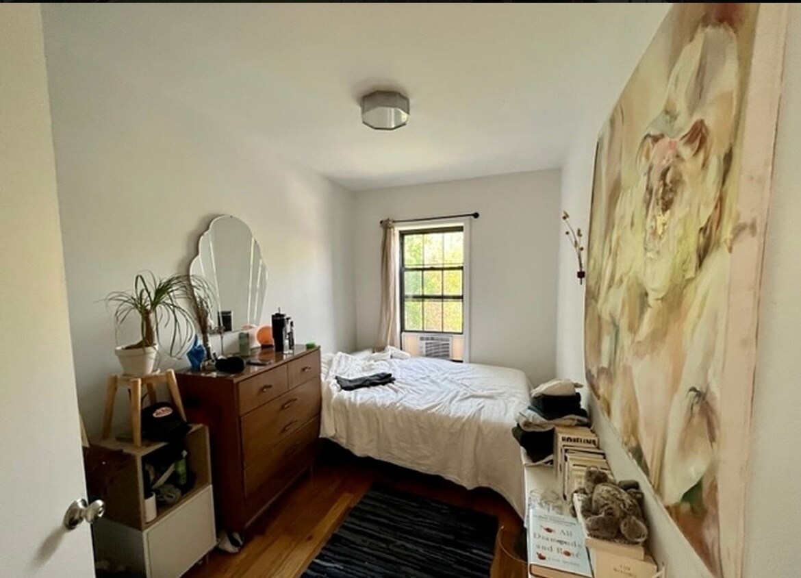 Building Photo - 789 Greene Ave