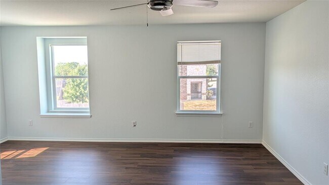 Building Photo - 13535 Abraham Lincoln St