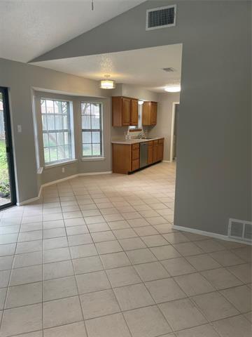 Building Photo - 6605 Lucilla Ct
