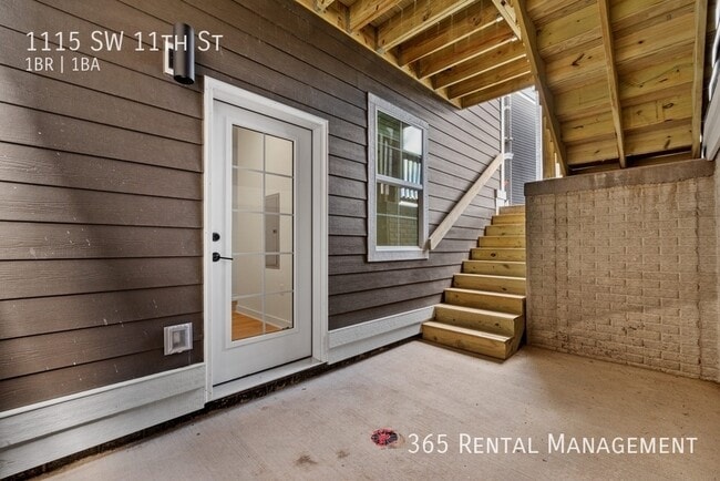Building Photo - 1115 SW 11th St