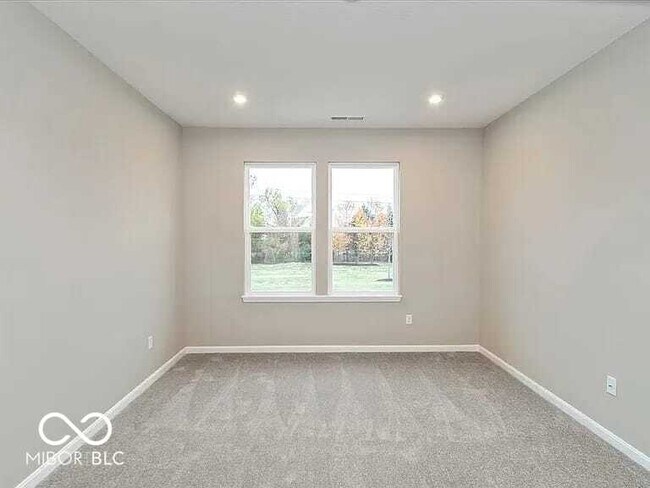 Building Photo - 10309 Gateway Dr
