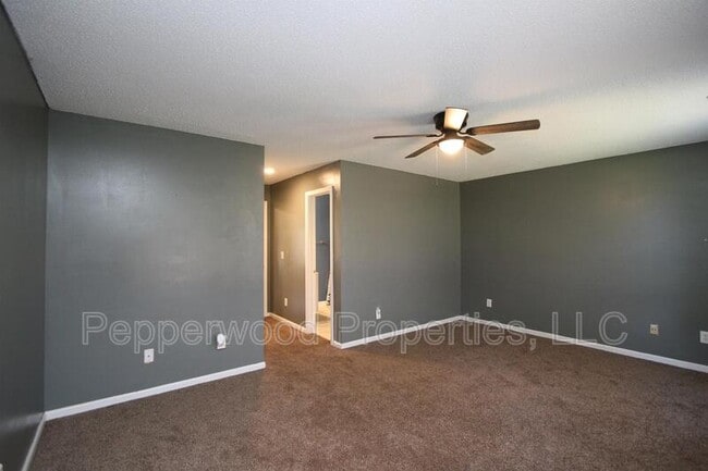 Building Photo - 407 Soft Breezes Ln