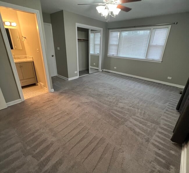 Building Photo - 440 Ida Ln