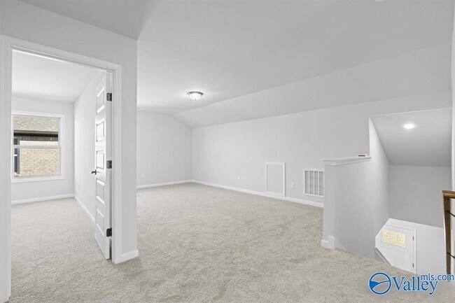 Building Photo - 127 Huffman St