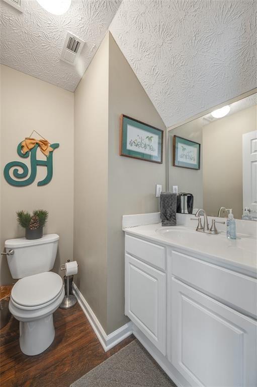 Building Photo - 2041 Greenhill Pass