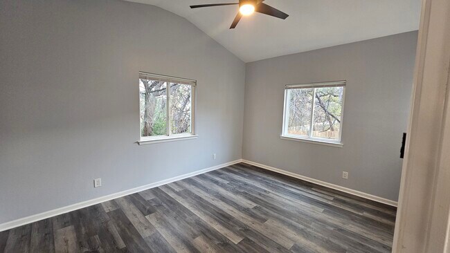 Building Photo - 263 Mooring Cir