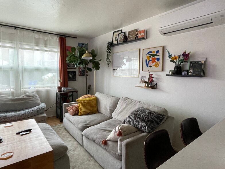 Building Photo - 6740 Amherst St