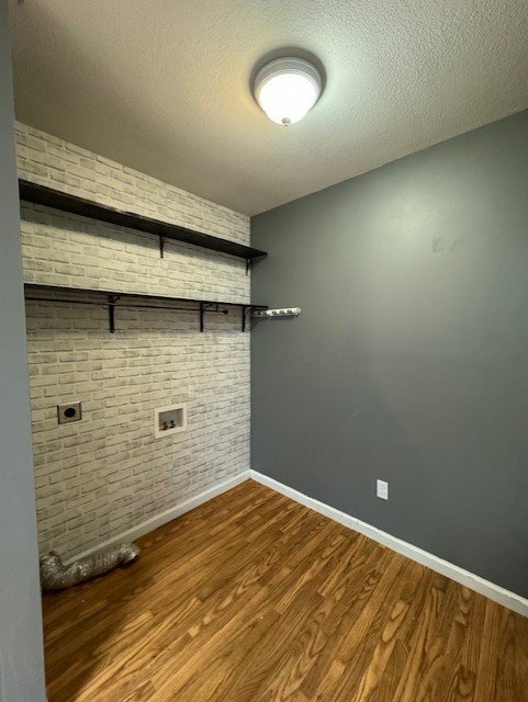 Building Photo - 287 W Watt St