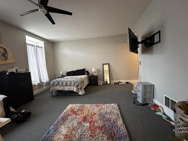 Building Photo - 733 Massachusetts Street - B