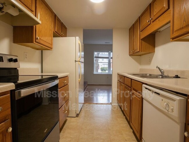 Building Photo - 9324 Gildenfield Ct