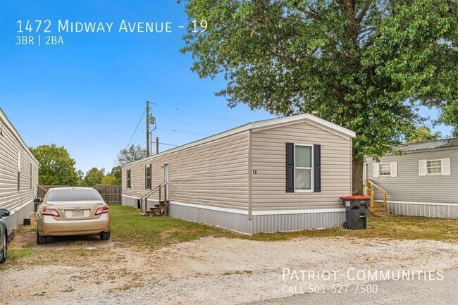 Building Photo - 1472 Midway Ave
