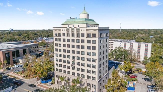 Building Photo - Seagle Building 7C