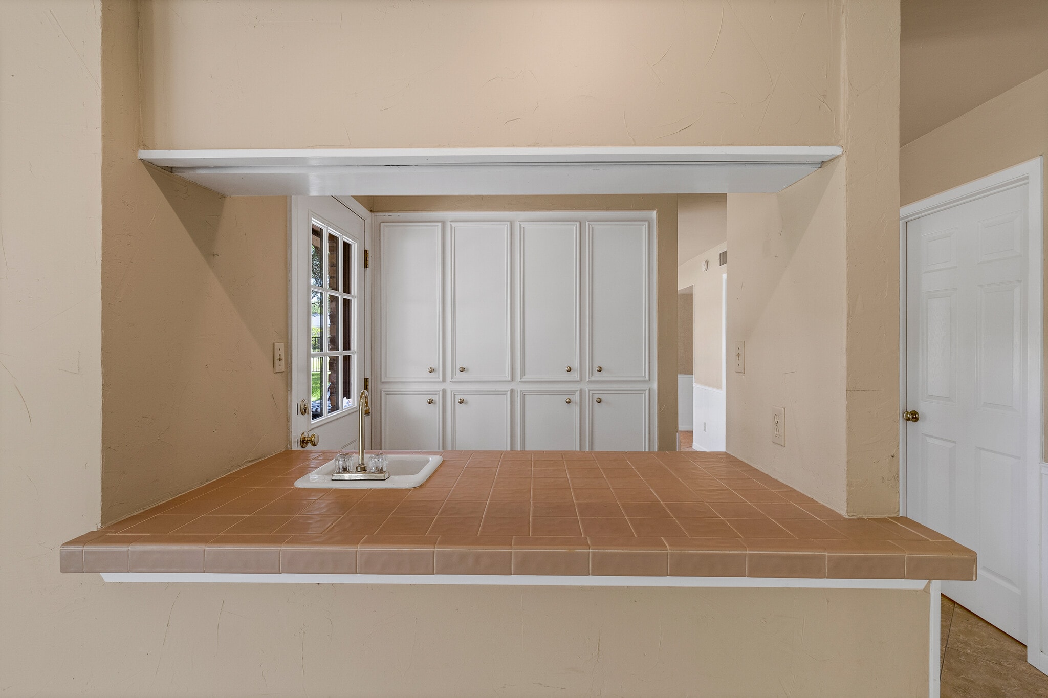 Building Photo - 9006 Balcones Club Dr