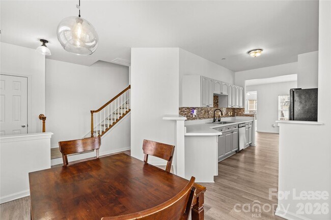 Building Photo - 4930 Prosperity Ridge Rd