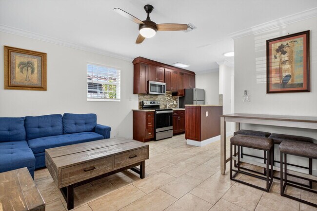 Building Photo - 3207 Marine Dr