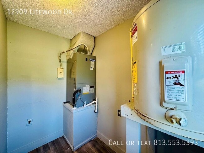 Building Photo - 12909 Litewood Dr