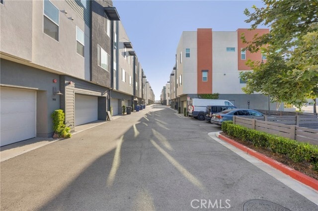 Building Photo - 9958 Artesia Blvd