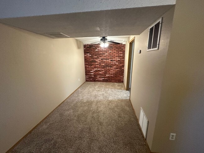 Building Photo - 2 Bed 3 Bath Townhome Minutes From Peterson Air Force Base!!!