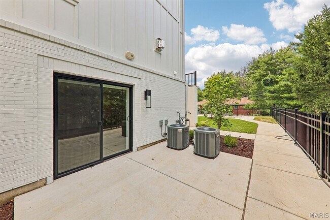 Building Photo - 1181 Noa Ln