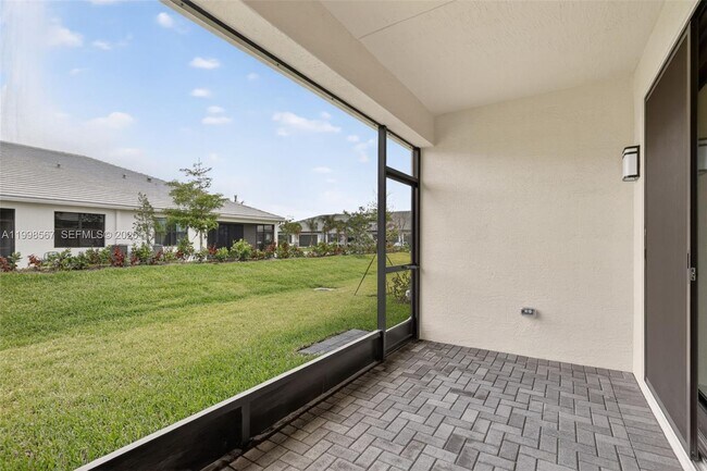 Building Photo - 13455 Starkissed Ln