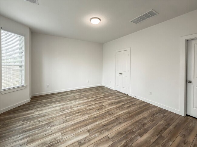 Building Photo - 432 Flowering Lotus Ct