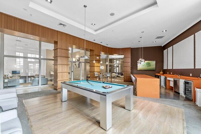 Building Photo - 302 Constitution Ave