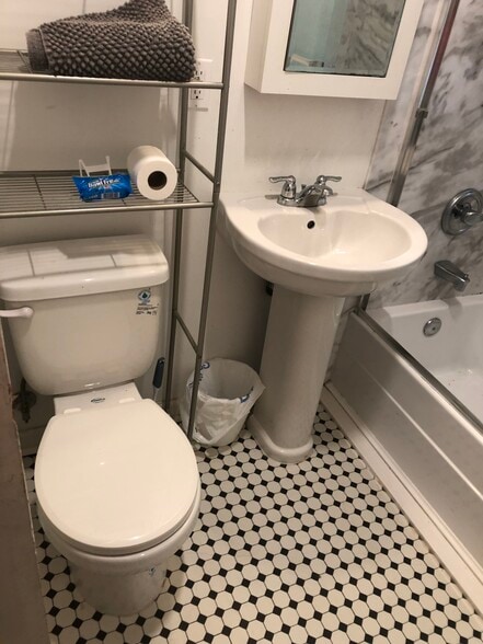 Newly remodeled bathroom - 3536 N 47th Ave