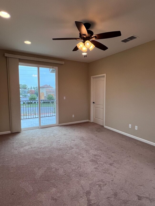 Building Photo - 2020 Makenna Dr