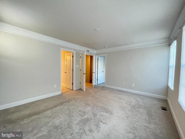 Building Photo - 3659 Duckhorn Way