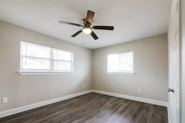 Building Photo - 309 E Huitt Ln