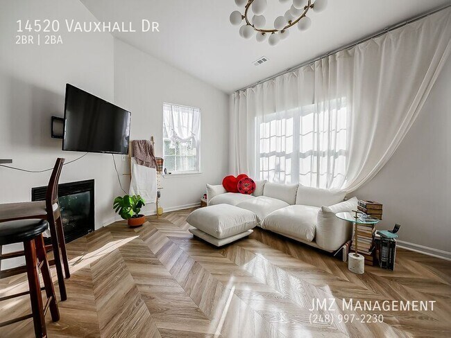 Building Photo - 14520 Vauxhall Dr