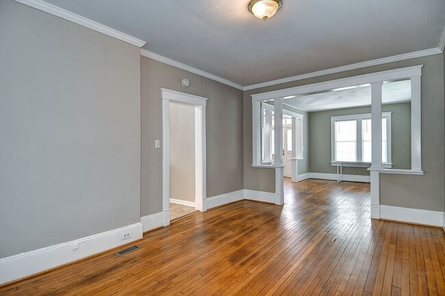 Building Photo - FOR RENT  - NORFOLK / ODU AREA