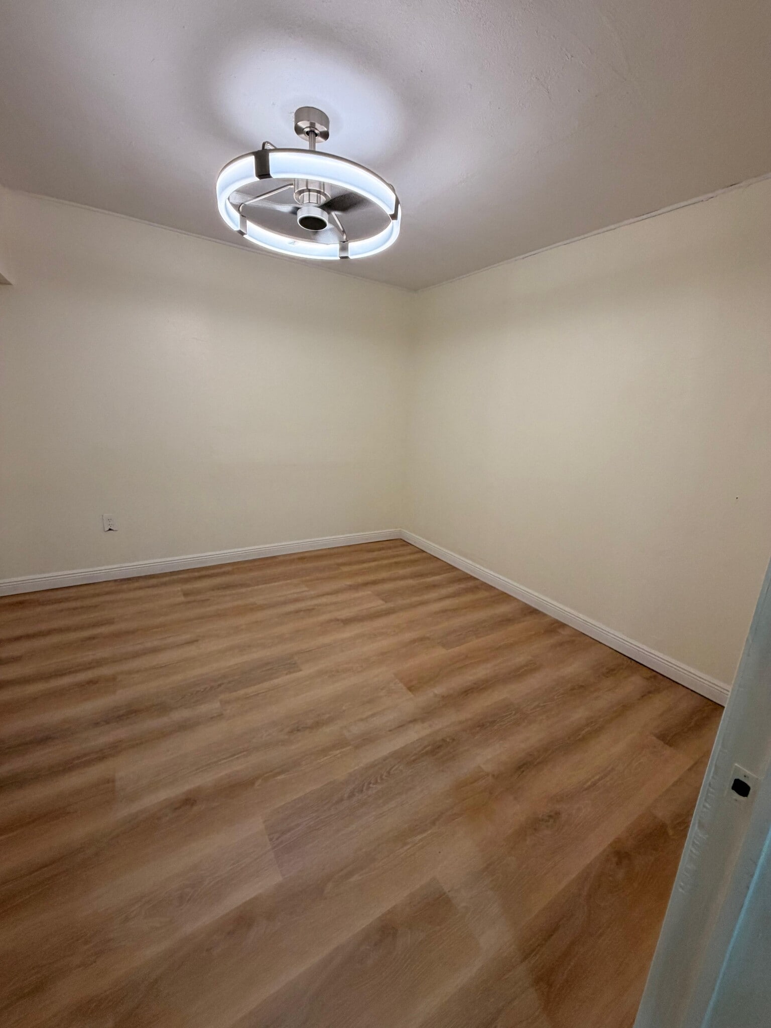 Building Photo - 2304 W Idlewild Ave