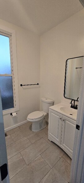 Building Photo - 4344 Decoursey Ave