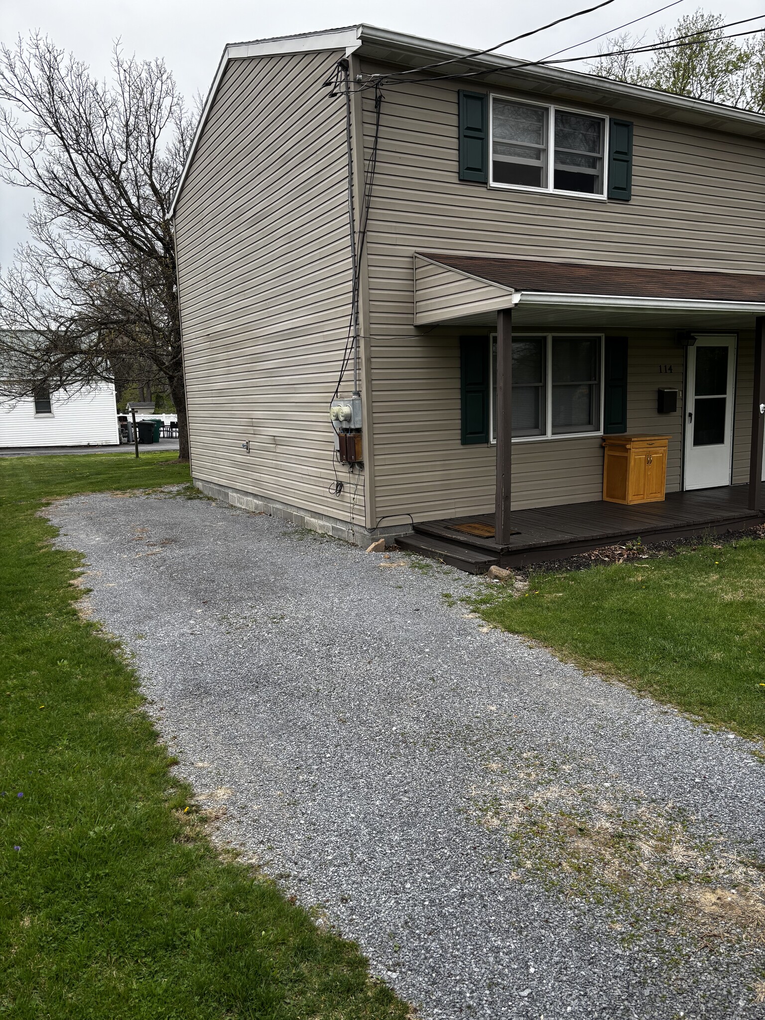 Driveway - 114 N Harrison Rd