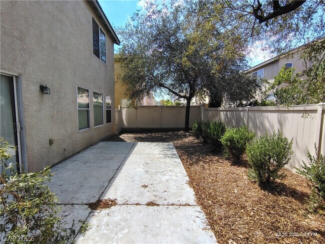 Building Photo - 4714 Portola Vista Ave
