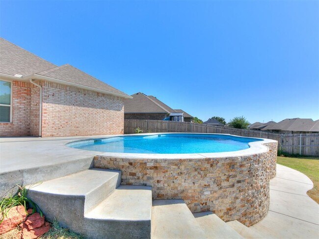 Building Photo - 1745 Cowboy Ln
