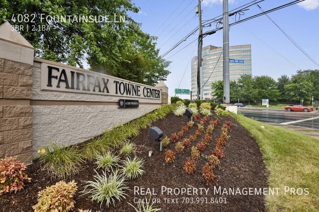 Building Photo - 4082 Fountainside Ln