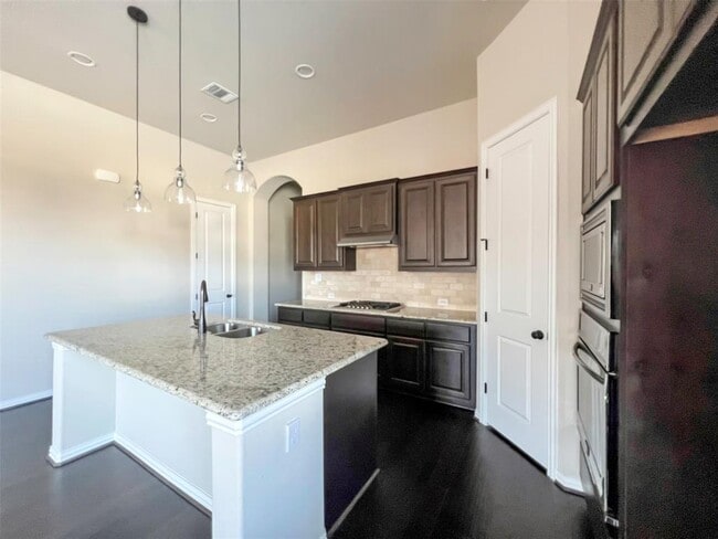 Building Photo - 3018 Diego Dr