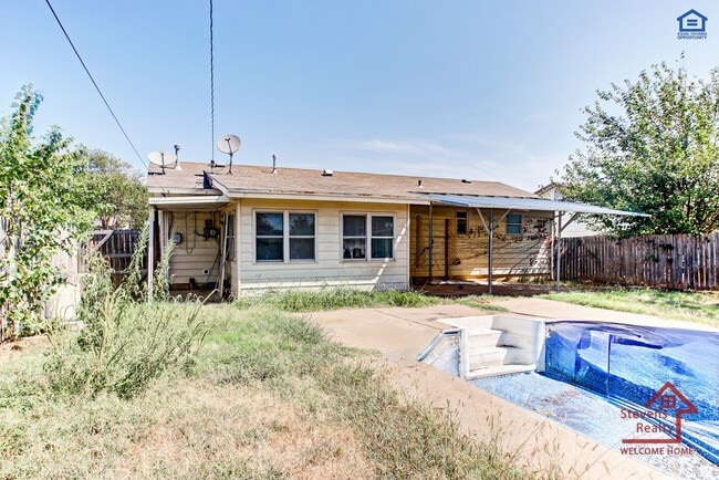 Building Photo - 4225 SE Elmhurst Ln