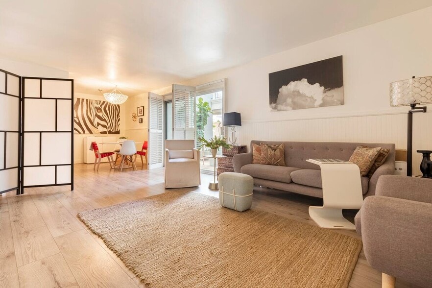LIVING ROOM - 1440 23rd St