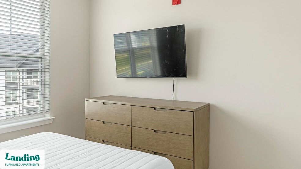 Building Photo - 393 Johns Rd NW