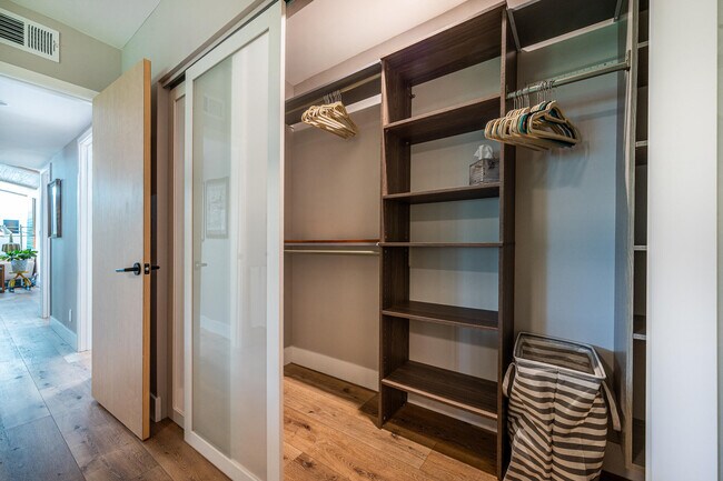 Building Photo - 2748 E Via Escuela