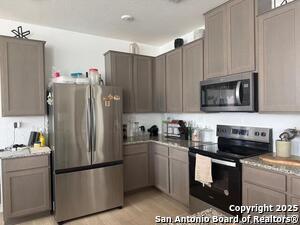 Building Photo - 9402 Hinterlands Dr
