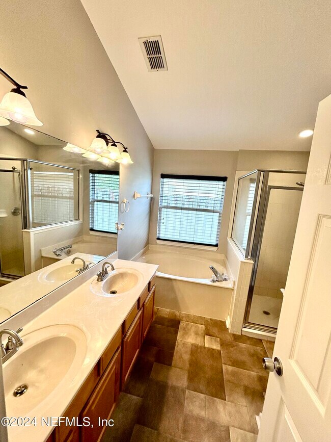 Building Photo - 1612 Heather Fields Ct