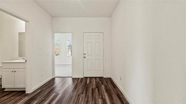 Building Photo - 8325 Hawkview Dr