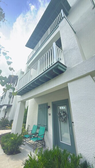 Building Photo - 946 Highland Ave